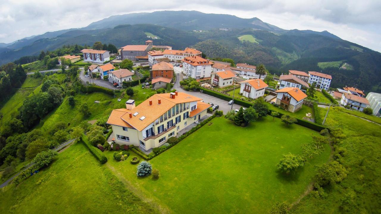 Hotel Ermintxo Эа Экстерьер фото